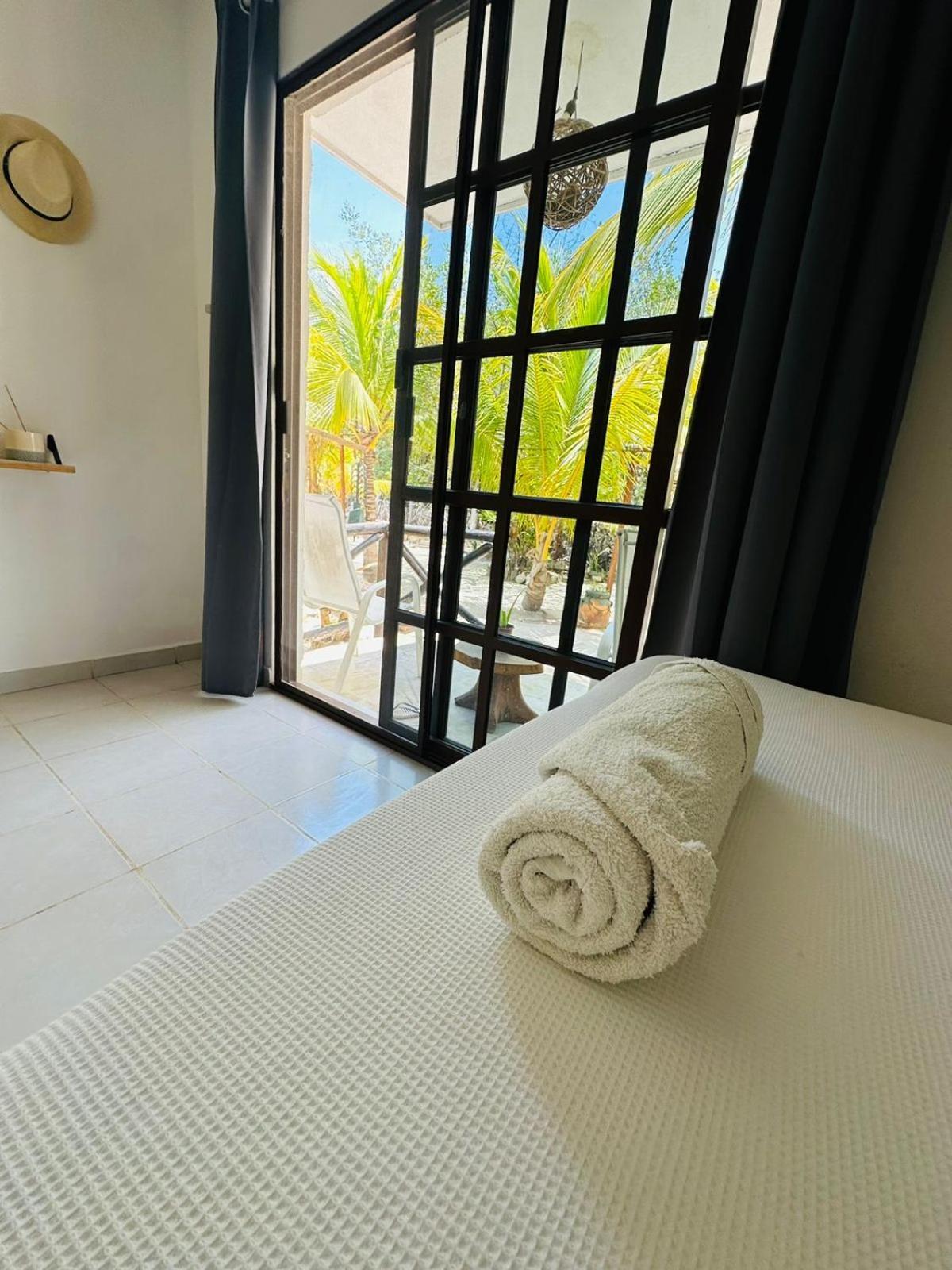 Sirenas Caribbean Rooms Holbox Exterior foto